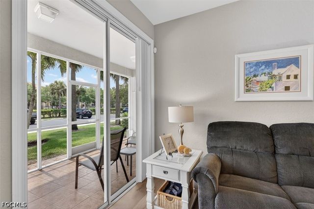 12505 McGregor BLVD 113, Fort Myers, FL 33919