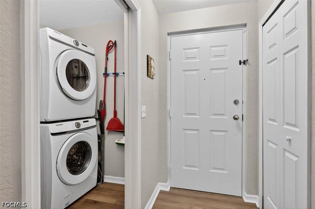 12505 McGregor BLVD 113, Fort Myers, FL 33919