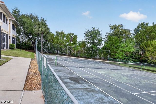 12505 McGregor BLVD 113, Fort Myers, FL 33919