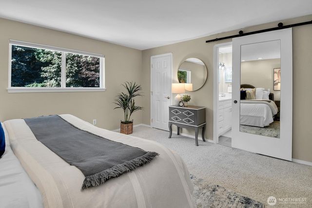 17465 NE 163rd Place, Woodinville, WA 98072