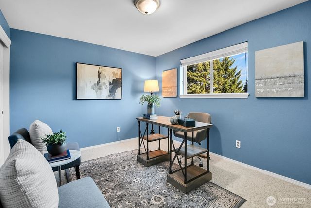 17465 NE 163rd Place, Woodinville, WA 98072