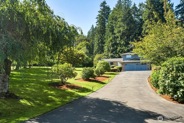 17465 NE 163rd Place, Woodinville, WA 98072