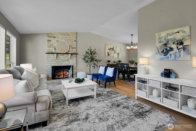 17465 NE 163rd Place, Woodinville, WA 98072