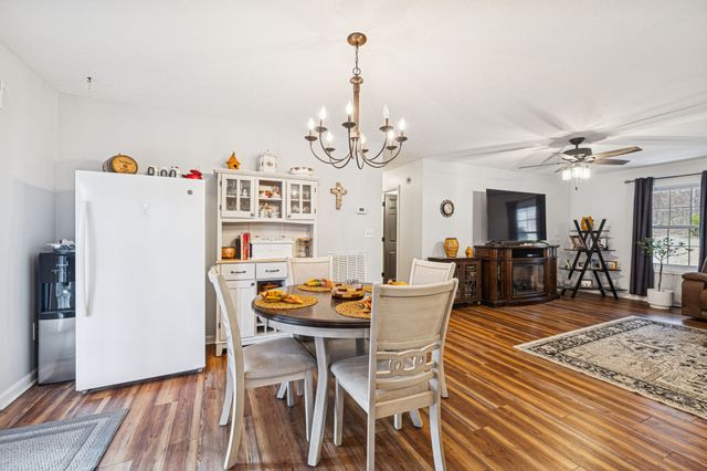 183 Lockwood Hollow Rd, Dover, TN 37058