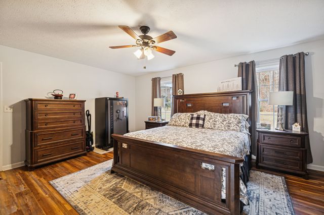 183 Lockwood Hollow Rd, Dover, TN 37058