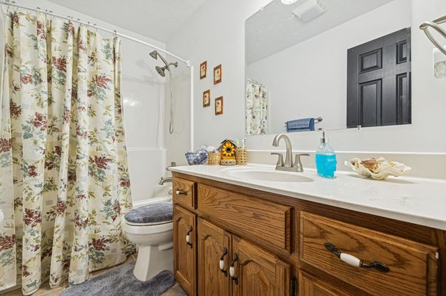 183 Lockwood Hollow Rd, Dover, TN 37058