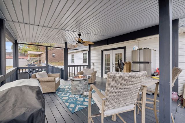 183 Lockwood Hollow Rd, Dover, TN 37058