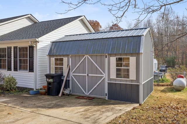 183 Lockwood Hollow Rd, Dover, TN 37058