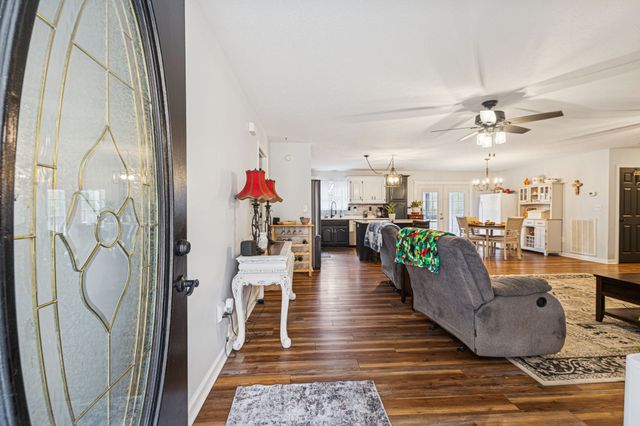 183 Lockwood Hollow Rd, Dover, TN 37058