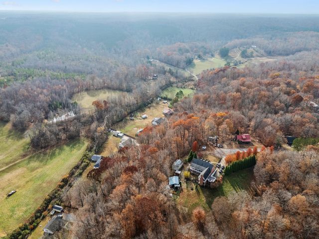183 Lockwood Hollow Rd, Dover, TN 37058