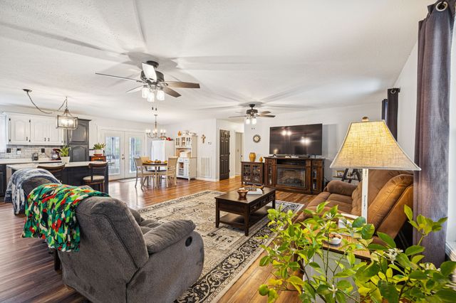 183 Lockwood Hollow Rd, Dover, TN 37058