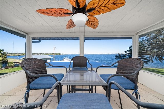 403 Lake Lotela Drive, Avon Park, FL 33825