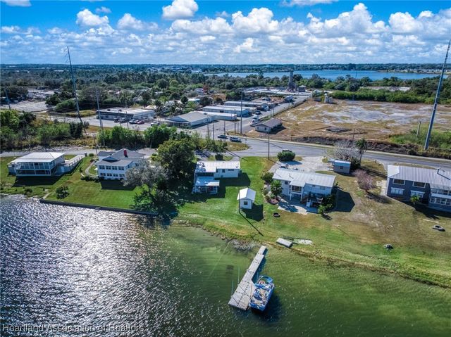 403 Lake Lotela Drive, Avon Park, FL 33825
