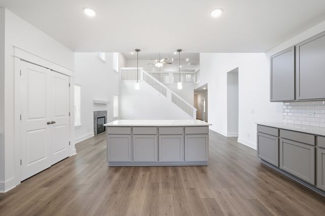 7228 Fairlawn Dr, Fairview, TN 37062