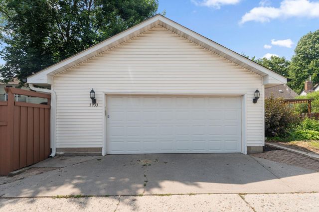 5933 Columbus Avenue, Minneapolis, MN 55417