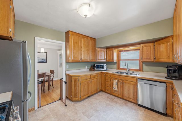 5933 Columbus Avenue, Minneapolis, MN 55417