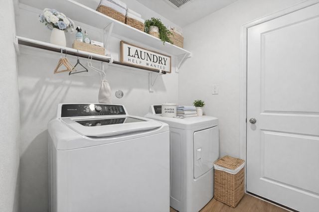 2450 Ridge Oak Drive, Conroe, TX 77301