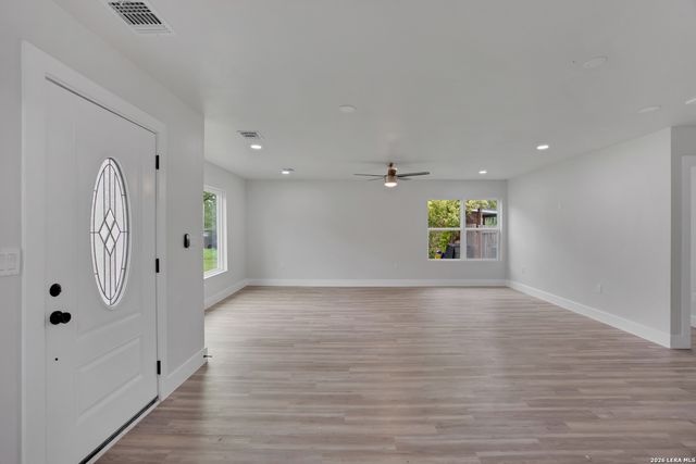 314 VEDA MAE DR, San Antonio, TX 78216