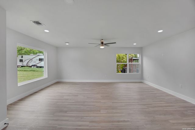 314 VEDA MAE DR, San Antonio, TX 78216