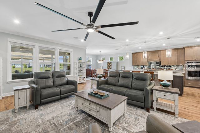 333 Sweetpea Ln, Bluffton, SC 29909