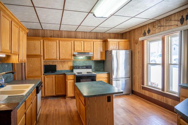 207 Spring Street, Elroy, WI 53929