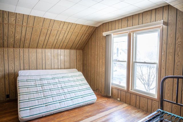 207 Spring Street, Elroy, WI 53929