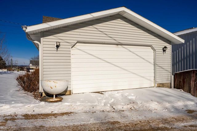 207 Spring Street, Elroy, WI 53929