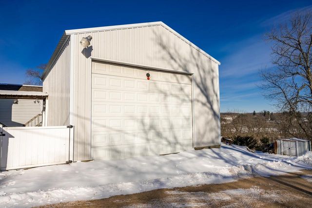 207 Spring Street, Elroy, WI 53929