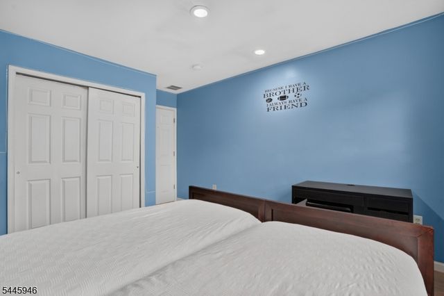 115 Constitution Way, Bernards Twp., NJ 07920