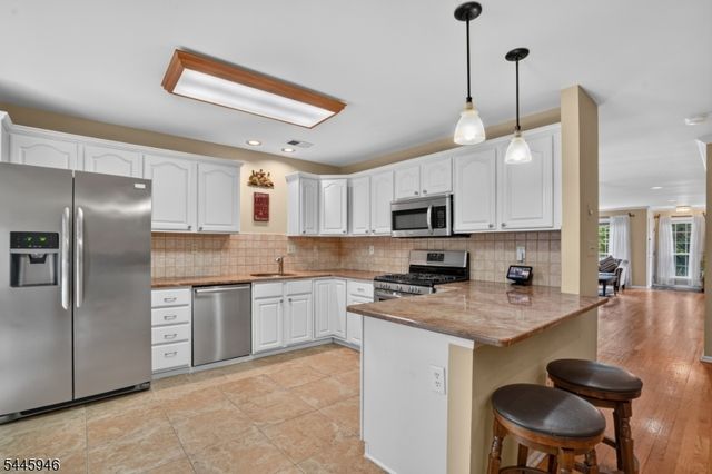 115 Constitution Way, Bernards Twp., NJ 07920