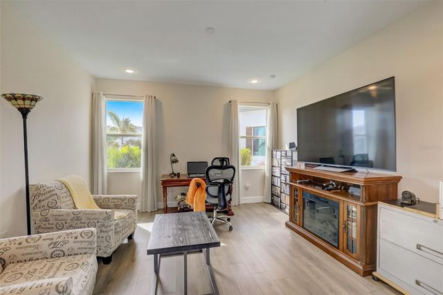 7725 SANDHILL LAKE DRIVE, Sarasota, FL 34241