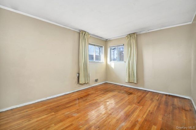 46 Sunburst Drive, Deer Park, NY 11729