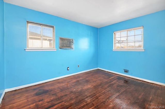 46 Sunburst Drive, Deer Park, NY 11729