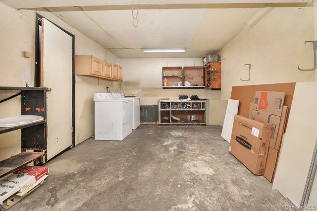 46 Sunburst Drive, Deer Park, NY 11729