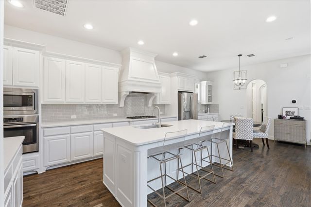 8470 Howell Drive, Frisco, TX 75034