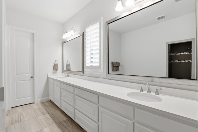 8470 Howell Drive, Frisco, TX 75034
