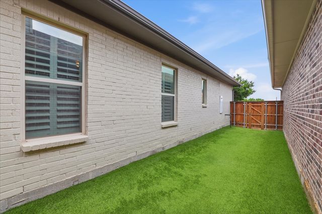 8470 Howell Drive, Frisco, TX 75034