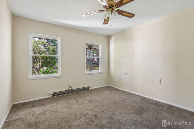 52 cambridge Court B, Lakewood, NJ 08701
