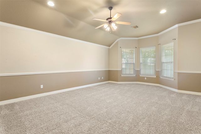 5624 English Oak Drive, Fort Worth, TX 76244