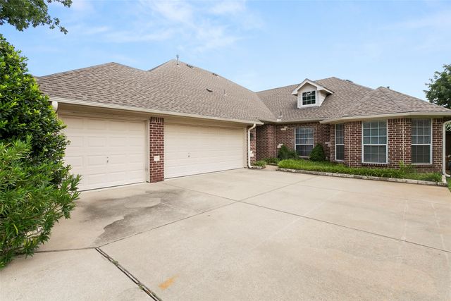 5624 English Oak Drive, Fort Worth, TX 76244