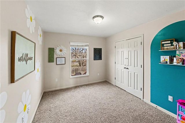 360 W Madison Street, Gardner, KS 66030