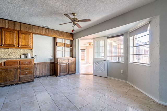 601 Henry St Street, Dublin, TX 76446