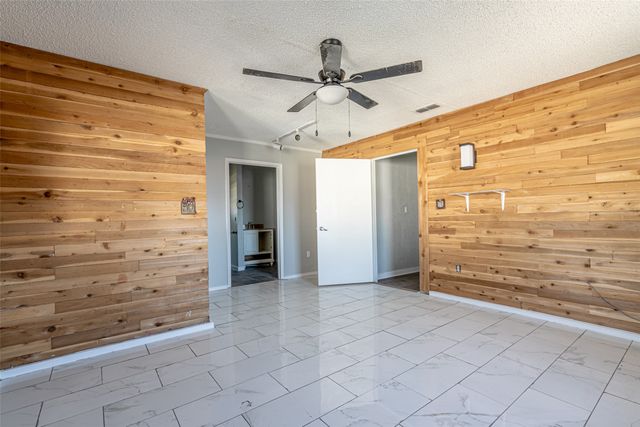 601 Henry St Street, Dublin, TX 76446