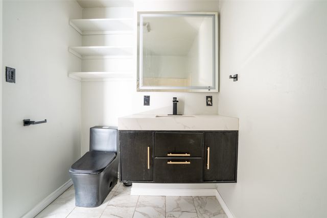 601 Henry St Street, Dublin, TX 76446