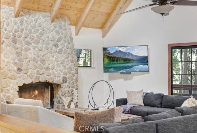 764 Fern Road, Lake Arrowhead, CA 92385