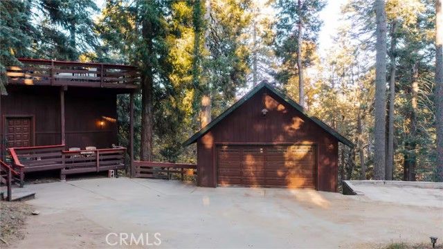 764 Fern Road, Lake Arrowhead, CA 92385