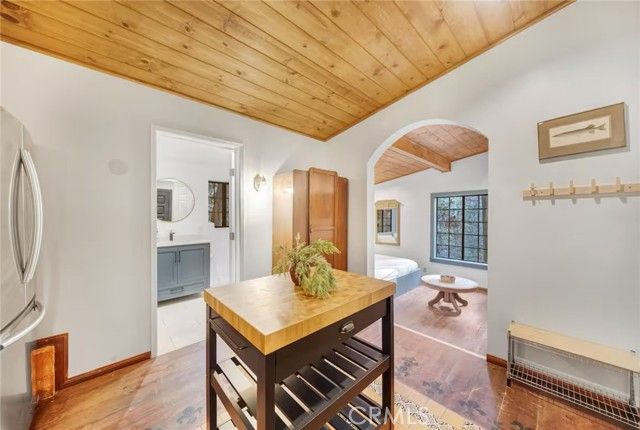 764 Fern Road, Lake Arrowhead, CA 92385