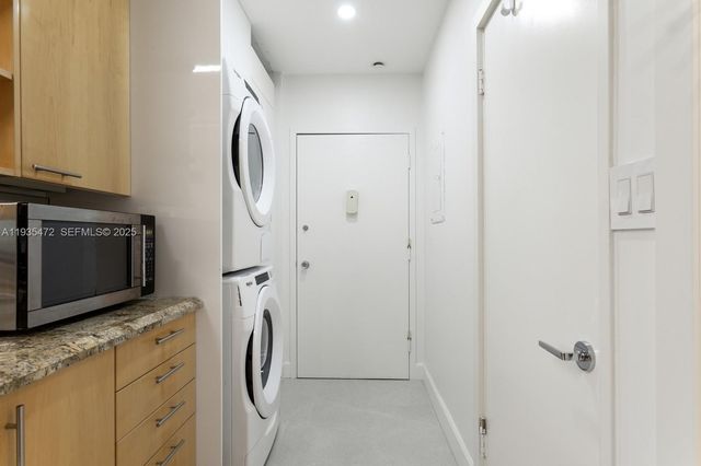 1111 Crandon Blvd B101, Key Biscayne, FL 33149