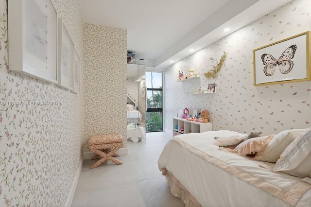 1111 Crandon Blvd B101, Key Biscayne, FL 33149