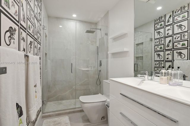 1111 Crandon Blvd B101, Key Biscayne, FL 33149